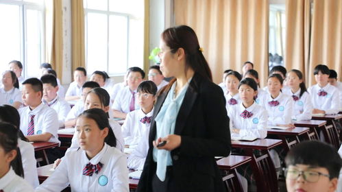 茌平区国学实验小学 邀请心理咨询服务讲师杨春授课